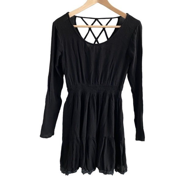 Altar’d State Black Criss Crossed Back Long Sleeve Ruched Waistline Dress Small - Picture 1 of 13
